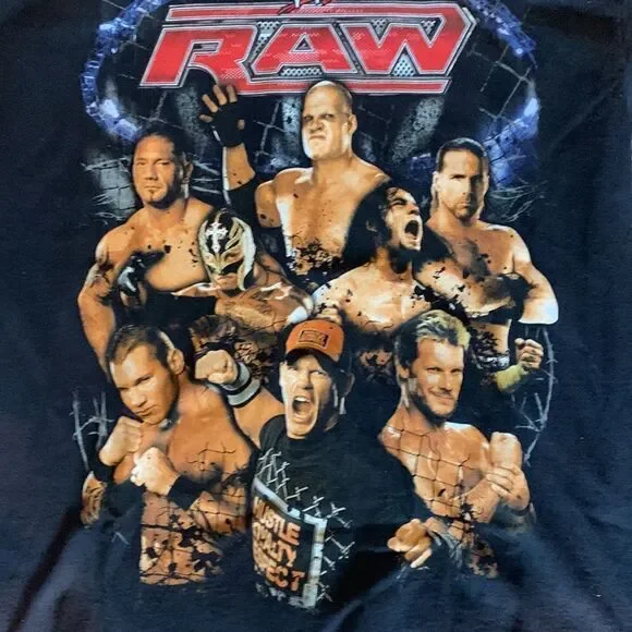 Vintage 2009 WWE RAW T-Shirt‎ - Picture 2 of 4